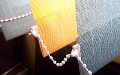 Jak skutecznie czyścić rolety materiałowe z kurzu