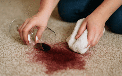 Jak skutecznie czyścić czerwone wino z dywanu