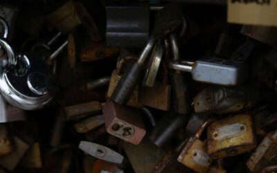 Jak skutecznie czyścić zardzewiałe narzędzia ręczne